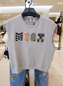 精選女裝品牌推薦 從快時(shí)尚到奢華，打造個(gè)性衣櫥